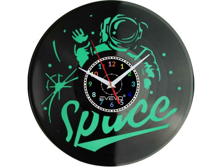 ZEGAR ŚCIENNY KOSMONAUTA ASTRONAUTA FLUORESCENCYJNE TŁO PŁYTA WINYLOWA PREZENT UPOMINEK URODZINY GIFT SOUVENIR EVEVO W0038 EMPIK