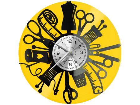 ZEGAR KRAWCOWEJ SZWACZKA MODYSTKA Z PŁYTY WINYLOWEJ KOLOROWE TŁO DLA NIEGO DLA NIEJ PREZENT UPOMINEK PODARUNEK C0049