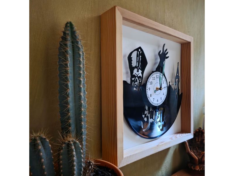 Ghost of Yotei  Zegar Ścienny