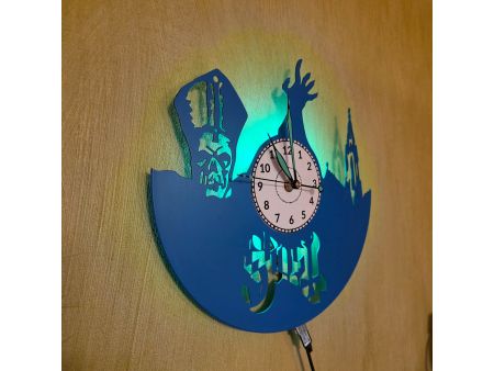 Ghost of Yotei  Zegar Ścienny z Używanej Płyty Winylowej Kolor LED Prezent Upominek Dla Fana evevo.pl V0006KLED