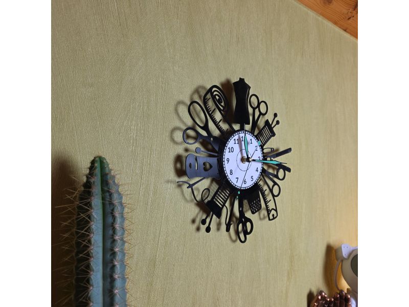 KRAWIECTWO SZYCIE MASZYNA DO SZYCIA ZEGAR ŚCIENNY PŁYTA WINYLOWA PREZENT UPOMINEK URODZINY DLA NIEJ DLA NIEGO EVEVO.PL W0049