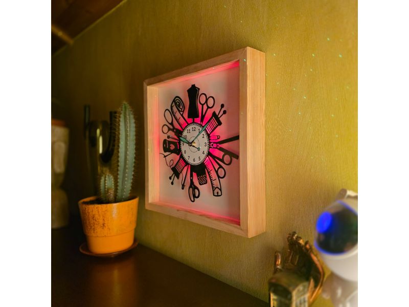 Zegar Krawcowej Zegar Ścienny Drewniana Ramka 35x35cm LED RGB Winyl Płyta Winylowa Prezent Urodziny Upominek EVEVO W0049RLED