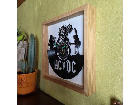 AC/DC Zegar Ścienny w Drewnianej Ramce 35x35cm z Płyty Winylowej Zegar Rockowy Prezent Dla Fana V0008R