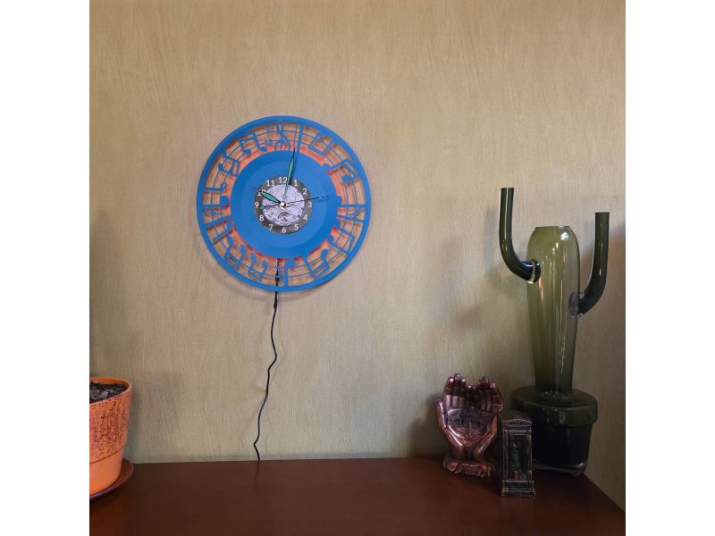 Nuty Zegar Ścienny 9 Kolorów LED RGB do Wyboru Winyl Płyta Winylowa Prezent Urodziny Upominek dla Fana EVEVO V0002KLED