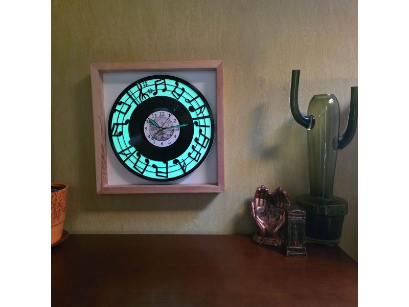 Nuty Zegar Ścienny Biały Kolor Fluorescencyjne Ramka 35x35cm Tło Płyta Winylowa Prezent Urodziny Upominek dla Fana EVEVO V0002RF