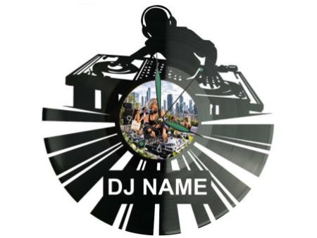 DJ Name Twoja Nazwa Twoje Zdjęcie Zegar Ścienny Z Płyty Winylowej 30x30 Cm EVEVO W0105