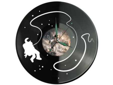 Spaceman Astronauta Zegar Ścienny Z Płyty Winylowej 30x30 Cm EVEVO W0169