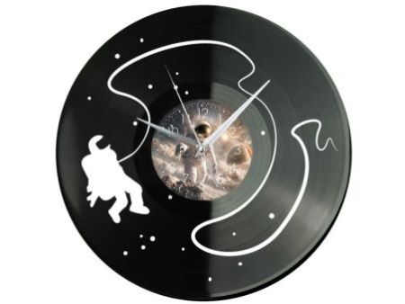 Spaceman Astronauta Zegar Ścienny Z Płyty Winylowej 30x30 Cm EVEVO W0169